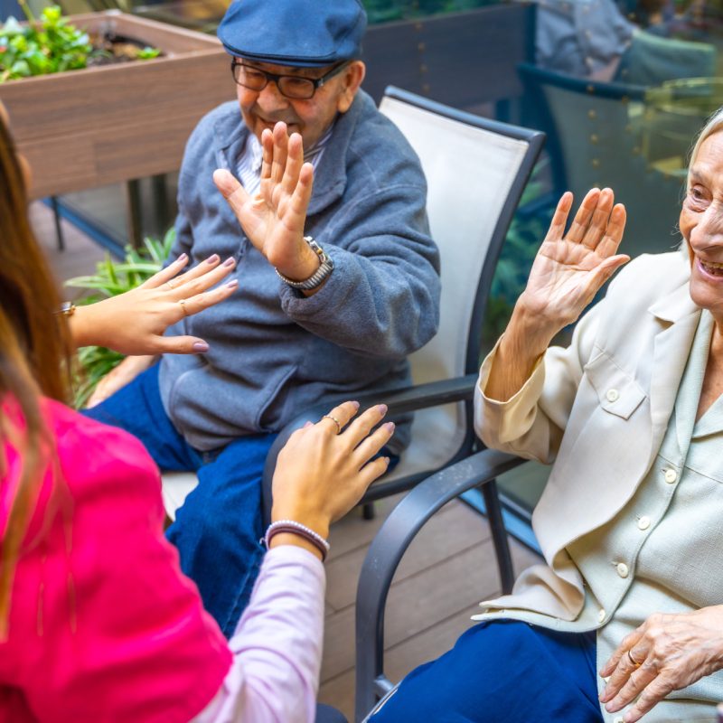 Why More Los Angeles Families Are Choosing Assisted Living Close to Home