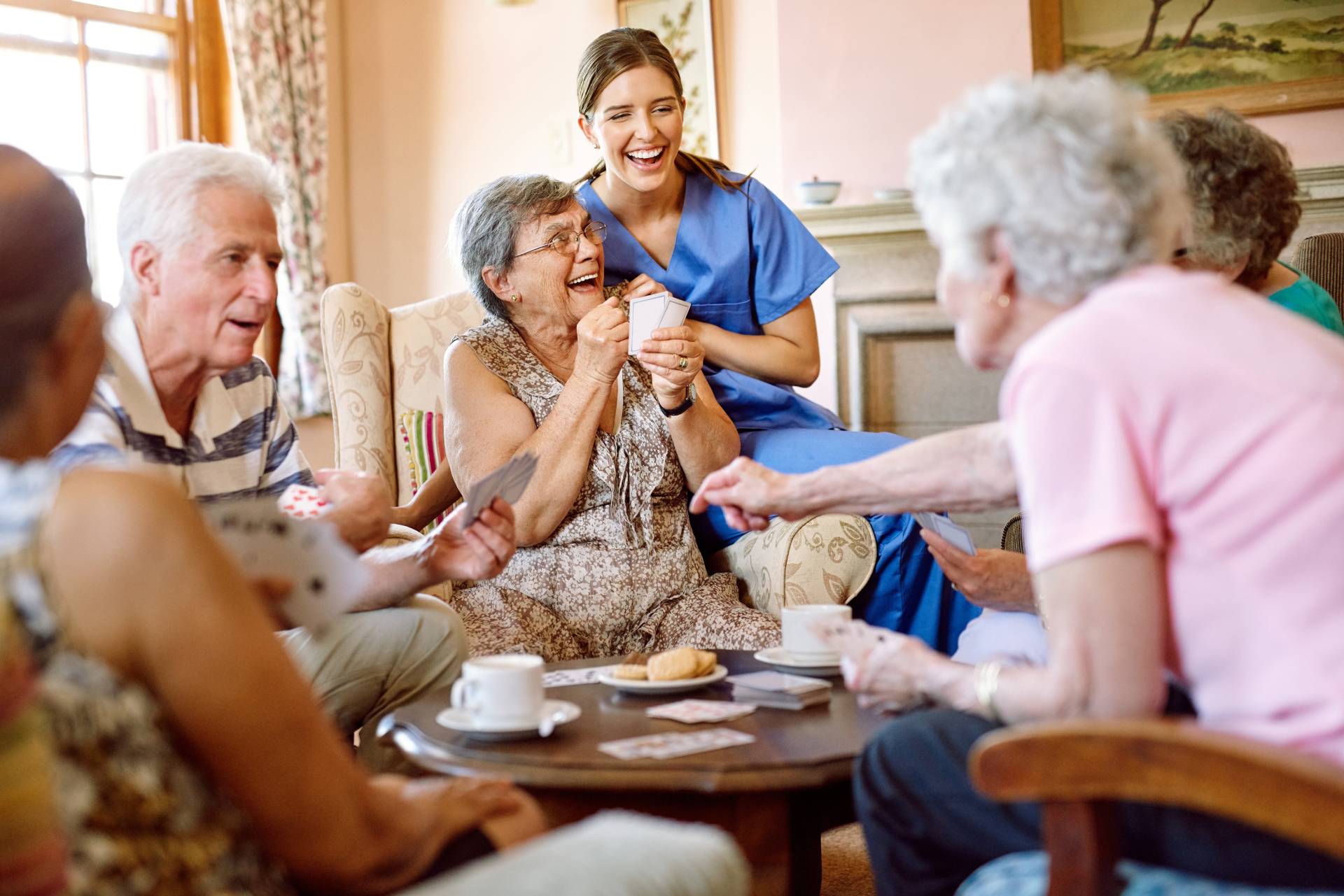 What Makes a High-Quality Assisted Living Community in Los Angeles?